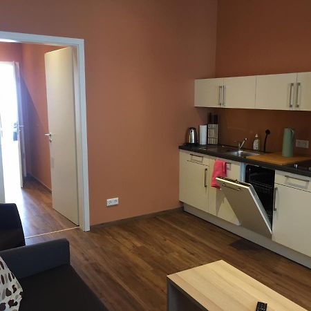 3 Apartments Am Wambolter Hof 3 Бенсхайм Екстериор снимка