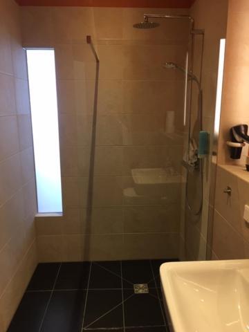 3 Apartments Am Wambolter Hof 3 Бенсхайм Екстериор снимка