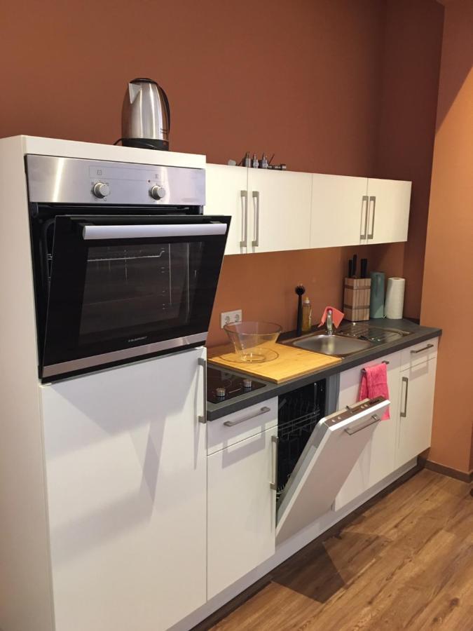 3 Apartments Am Wambolter Hof 3 Бенсхайм Екстериор снимка