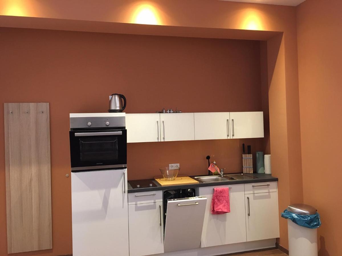 3 Apartments Am Wambolter Hof 3 Бенсхайм Екстериор снимка